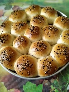 صورة لوصفة خلية النحل بحشوة الجبنة الرومي والبسطرمة 😋💓