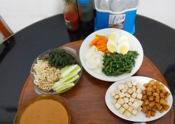 Wajib coba! Cara  bikin Gado-gado Boplo (Gado-gado Kacang Tanah) yang sempurna
