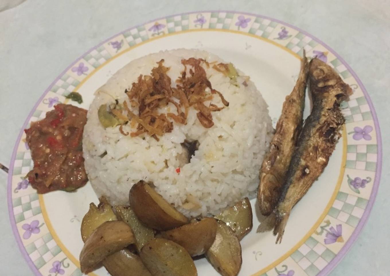 Lauk asin livet sangu jambal roti gaya si teteh