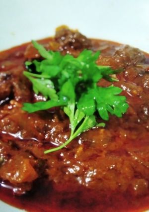 عکسی از دستور خورشت آلو گوشت