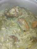 Pollo con champiñones en salsa verde a la Mario, s