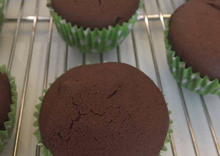 Easiest Way to Prepare Super Quick Homemade Eggless whole wheat chocolate muffins