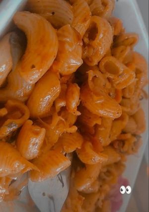 A picture of Macaroni.