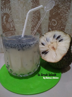 Foto resep Es Sirsak Selasih 😆