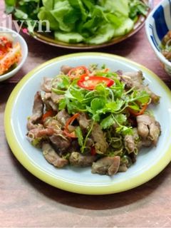 Hình của món Thịt Xào Heo Rừng Xào Sả Ớt.
