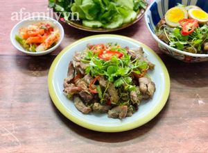 Hình của món Thịt Xào Heo Rừng Xào Sả Ớt.