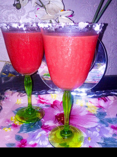 A picture of Watermelon drink.