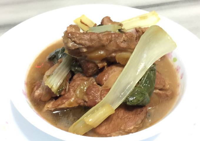 Step-by-Step Guide to Make Homemade Pork Soft Bone With Bak Choy In Ginger Stone Wine