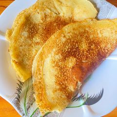 A picture of Semovita crepes.