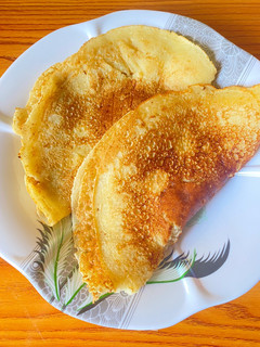 A picture of Semovita crepes.
