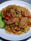 ข้าวผัดแหนมไก่