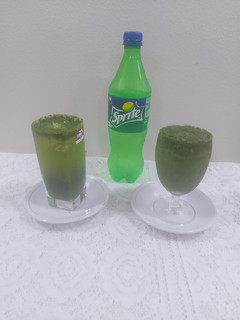 A picture of Mint lemonade mojito.