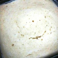A picture of Vanilla Sponge Cake in Microwave.