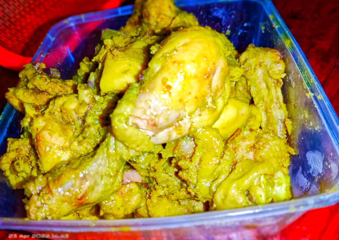 Ayam Ungkep Kuning