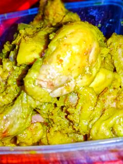 Foto resep Ayam Ungkep Kuning