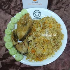A picture of Fish Biryani.