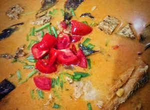 Foto resep Tetelan Salmon kuah santan pedas