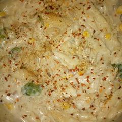 A picture of White Sauce Pasta.
