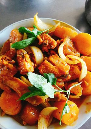 Hình của món Cánh gà nấu cari.