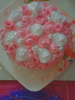 रेड वेलवेट केक (Red velvet cake recipe in Hindi) रेसिपी मुख्य फोटो