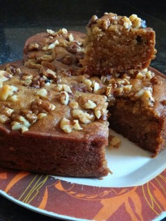A picture of Eggless Banana Walnut Cake.