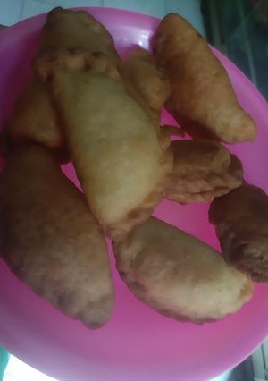 Foto resep Panada isi Ayam Pedas