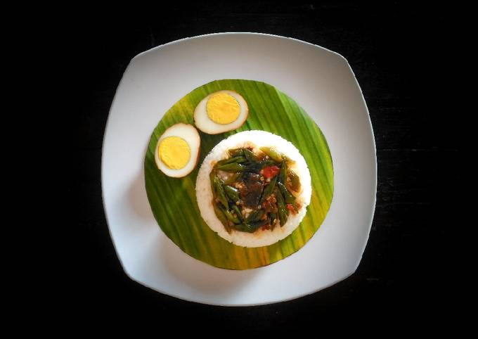 Resep Buncis dan Tempe Semangit Bumbu Sangrai, Enak