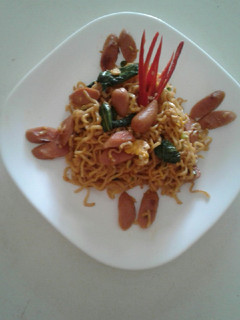 Foto resep Mie sosis telor
