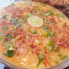 A picture of Mash ki Daal.