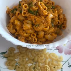 A picture of Creamy Cheesy Schezwan Pasta.