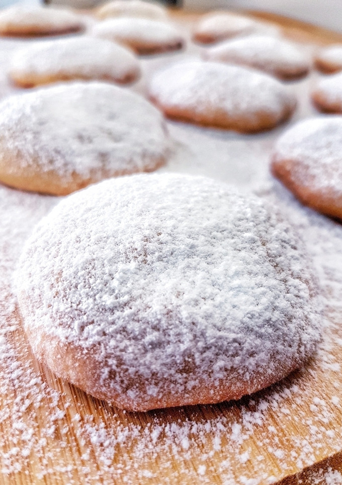 Una foto de Galletas de vino blanco