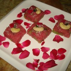 A picture of Rosy Banana burfi.