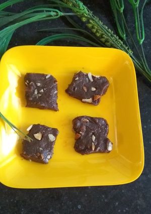 A picture of Chocolate almond Barfi.
