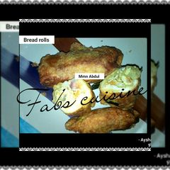 A picture of Bread roll.