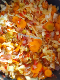 A picture of Cabbage Sauce.