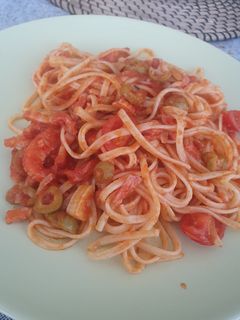 Una foto de Tagliatelle alla Puttanesca