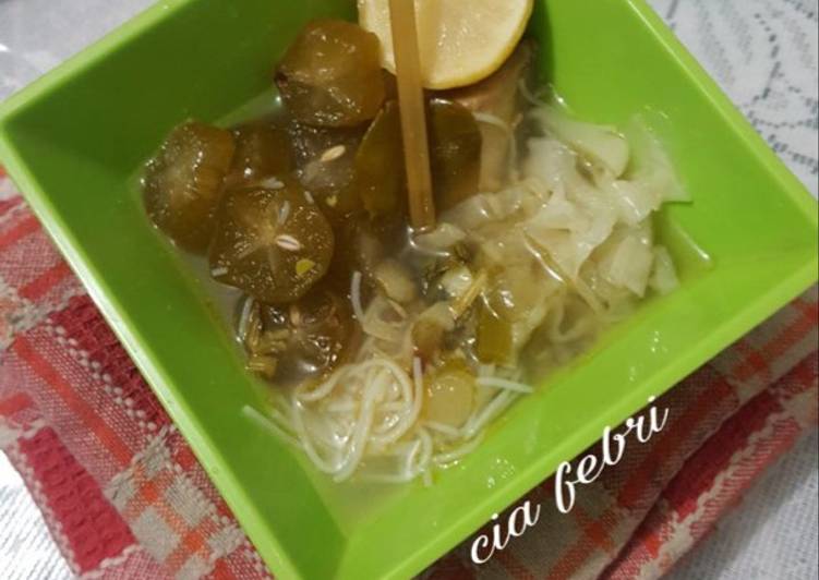 Cara Gampang Menyiapkan Soto ayam ala fe' #bandung_recooksyifafauzia #pekaninspirasi yang Bikin Ngiler