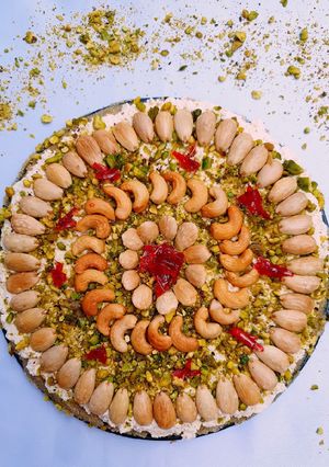 صورة لوصفة مفروكة بالقشطة والمكسرات