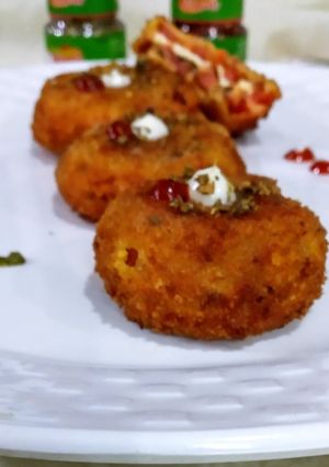 A picture of Italian tomato bite.