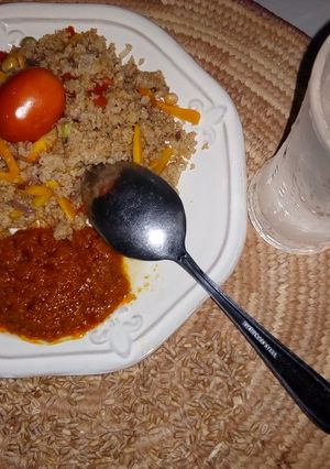 A picture of Dashishi (Arabian food using wheat).