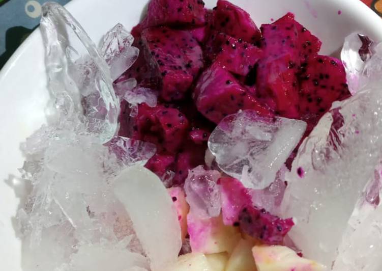 Cara Gampang Membuat Es buah naga, pear yang Menggugah Selera
