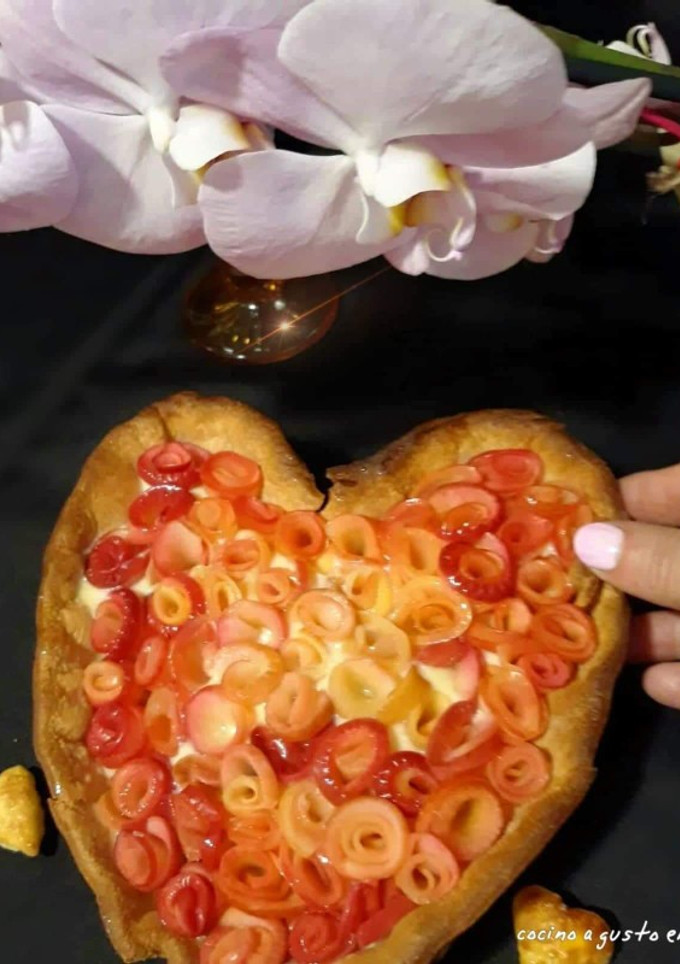 Una foto de ❤️ Corazón de rosas de manzana ❤️