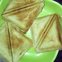 A picture of Tosted bread.