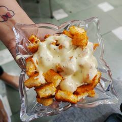 Cheesy Chilli Garlic Bread Popcorn A picture of Cheesy Chilli Garlic Bread Popcorn.