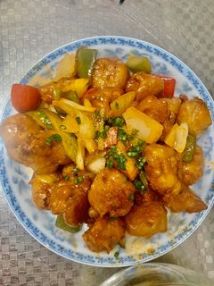 Hình của món Sườn xào chua ngọt.