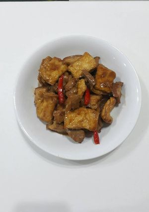 Hình của món Thịt kho đậu khuôn.