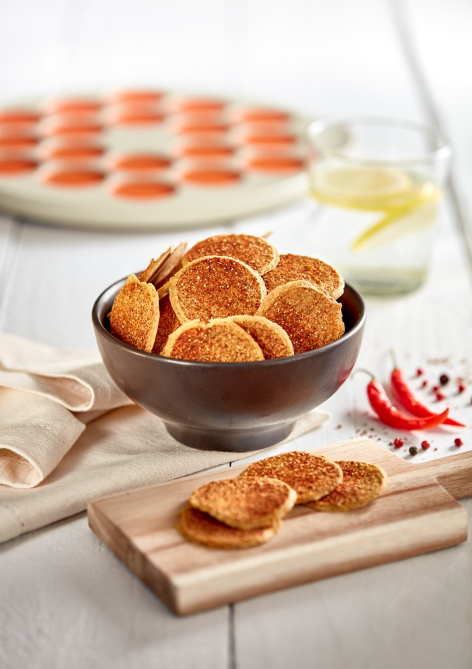 Una foto de Chips paprika | Veggie Snacks - Lékué