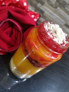 A picture of Mango and biscuit dessert.
