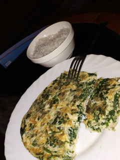 Una foto de Tortilla de claras y espinacas