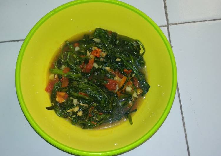 Resep Cah Kangkung ala anak kost yang Lezat Sekali